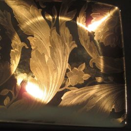 Versace – Vanity la Doree – bordje 11 x 11 cm. – goud