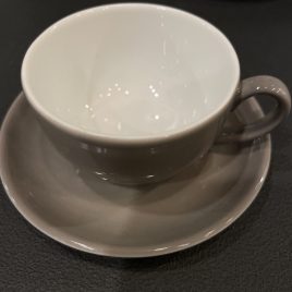 Dibbern – Solid Color – espresso kop en schotel – stone