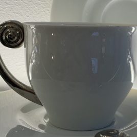 Barbara Flügel – set 5 kopjes – platina ornamenten